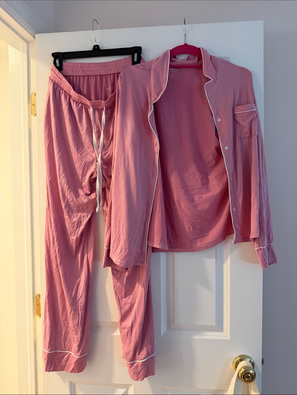 GAP Pink Women’s Pajama Set with White Piping
